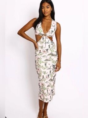 RESA Maddie Cut Out Midi Dress in an Oahu Hawaii